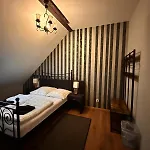 Adam\'S Hostel - Self Check-In & Only Private Rooms